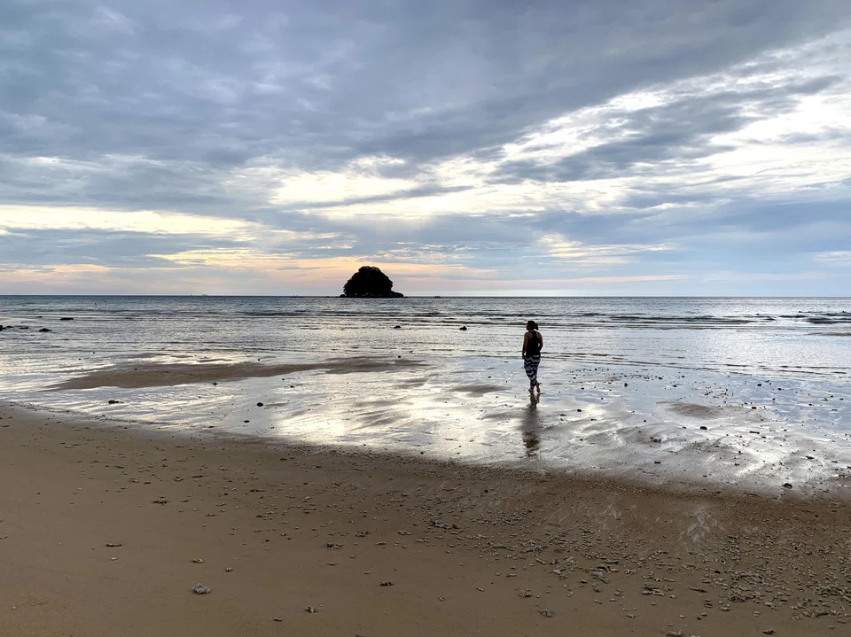 An environmental study showed that as much as 76 per cent of the airport would be built on land reclaimed from the sea, destroying coral reefs.