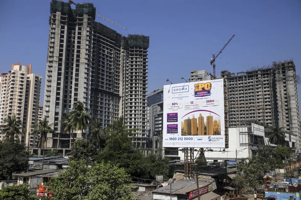 While sales have recently slowed, India house prices continue to rise, with average residential prices across the top eight cities increasing 5 per cent in the second quarter from a year earlier.