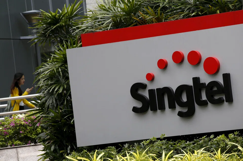 Singtel resumes trading on Thursday after denying media reports of Optus sale. 