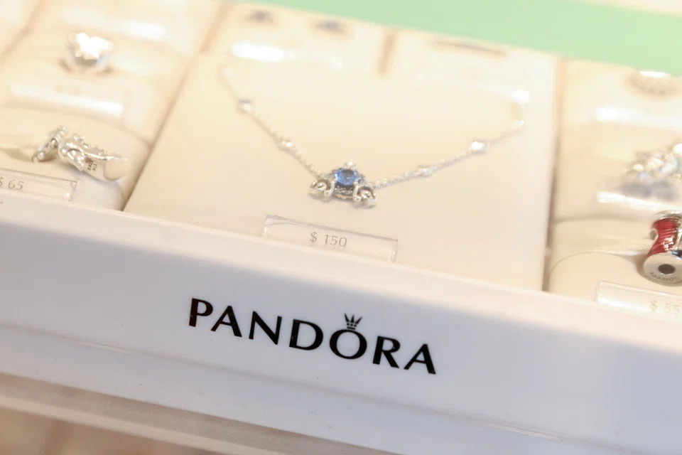 Pandora will launch a collection using unmined gems in North America this month, as it hopes to attract younger shoppers with cheaper and more sustainable stones.