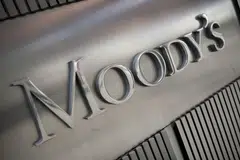 Moody’s cut the ratings of 10 US banks by one notch and placed some banking giants on review for potential downgrades.