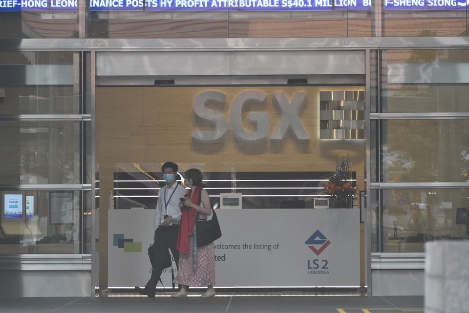The value of ETFs traded on the Singapore Exchange (SGX) in April fell to S$454 million, from S$663 million in March.