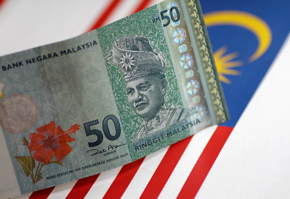 Malaysian ringgit has hit another new low of close to RM4.70 against the greenback, and RM3.30 against Singdollar on Friday (Oct 14) morning.