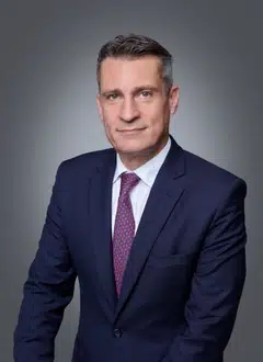 Lombard Odier's Vincent Magnenat notes that investors may not want to invest in private assets now, given that the high interest rate environment provides relatively risk-free yet high-return fixed-income investment opportunities.