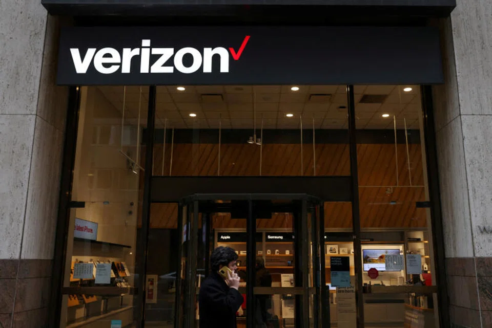 Verizon is under pressure to retain its market lead. 