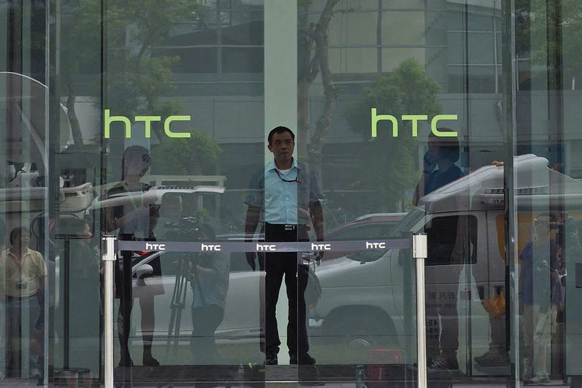 Taiwan smartphone maker HTC to lay off 1,500 workers