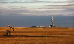 An oil drilling rig in North Dakota. Mun Siong’s strategic expansion targets process and power operators in the Midwestern United States.