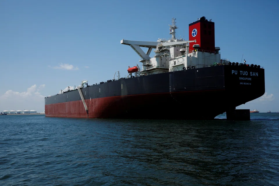 A crude oil supertanker similar to this had grounded off Takong Kecil in Indonesia’s Riau Islands in the Singapore Strait on Oct 26.