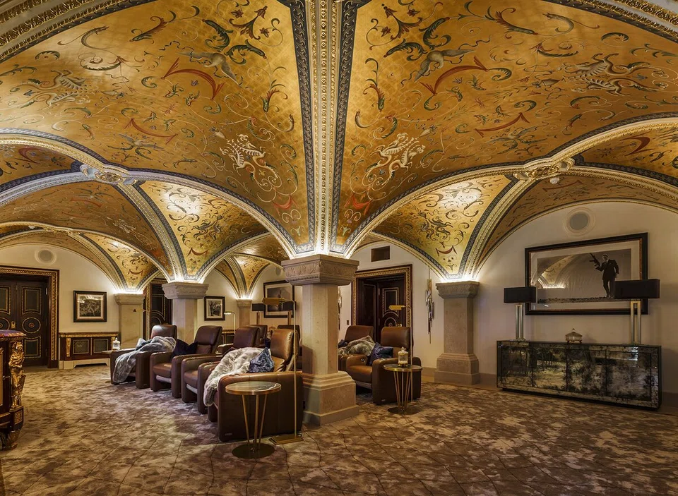 The home – which has a James Bond-themed cinema room and cocktail bar – was rented by American banker JP Morgan and James Bond co-producer Harry Saltzman.