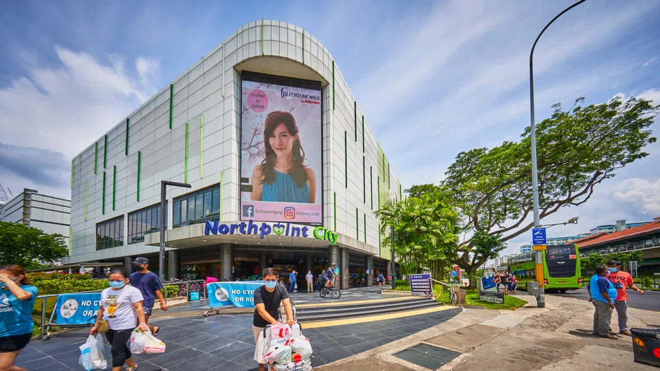 FCT reported flattish DPU of S$0.06091 for H2, largely due to rising interest rates.