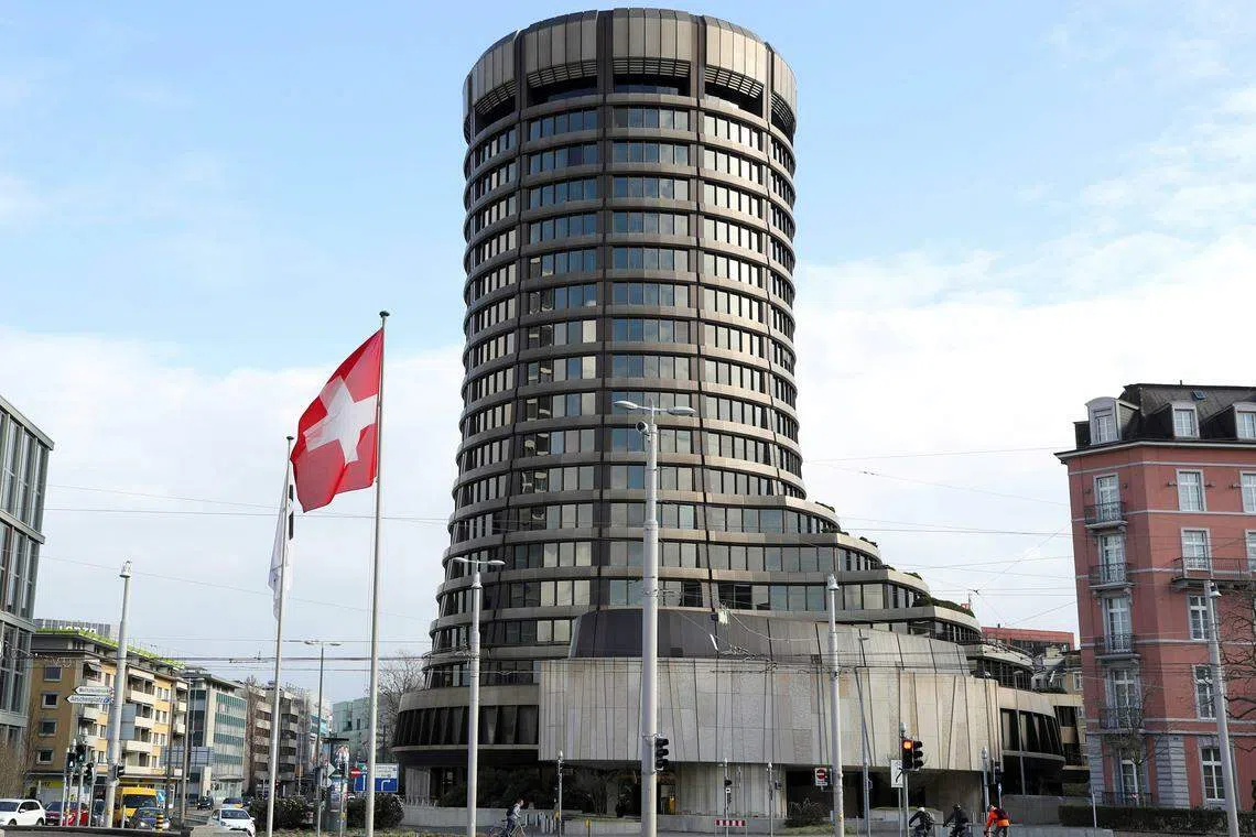 The Bank for International Settlements is concerned with the FX swap debt being a “blind spot” that risked leaving policymakers in a “fog”.