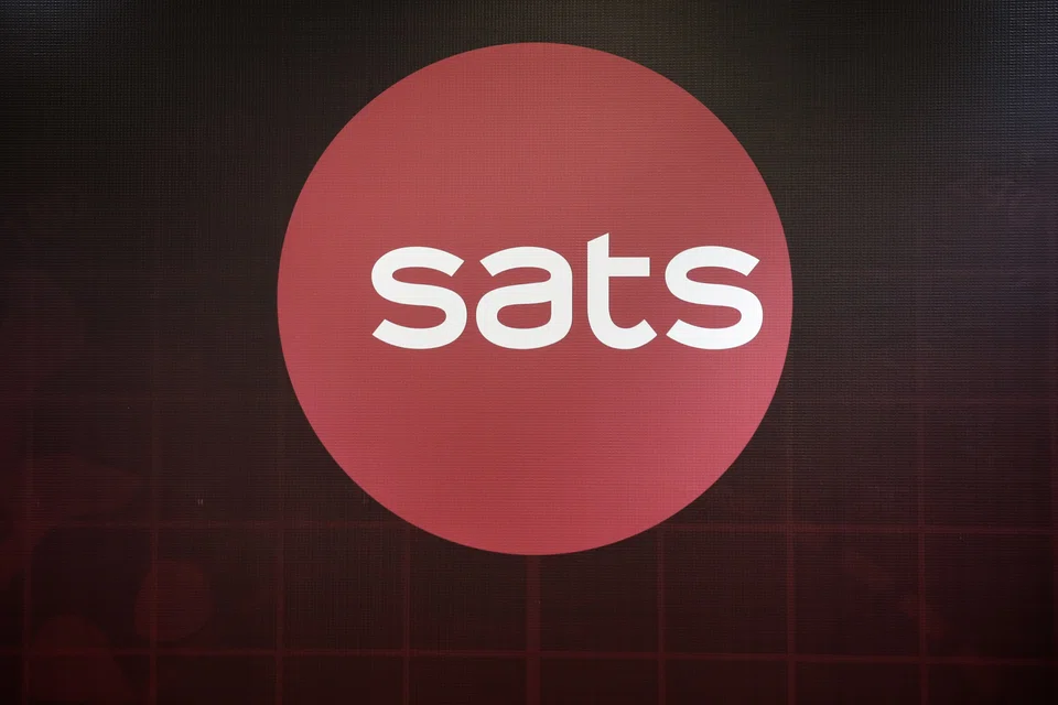 Sats is planning to raise S$800 million via a renounceable underwritten rights issue to partially fund its acquisition of air cargo handler Worldwide Flight Services. 