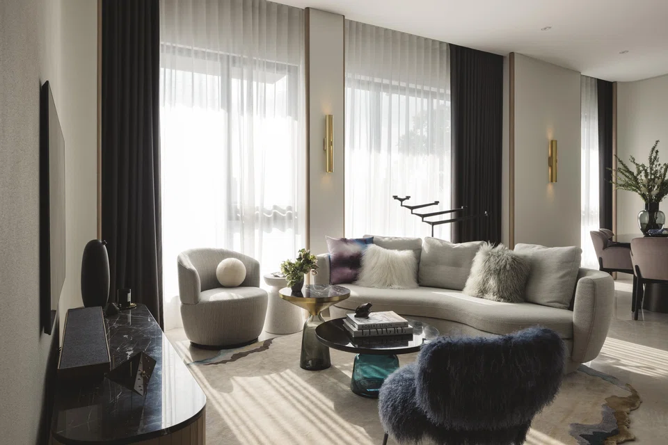 A modern home with lots of curves, in a heritage neighbourhood.