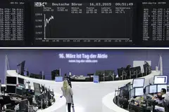The pan-European Stoxx 600 index deepened losses by the close to fall 2.3 per cent to its lowest level since late March, while the EURO Stoxx 50 index plunged 2.9 per cent.