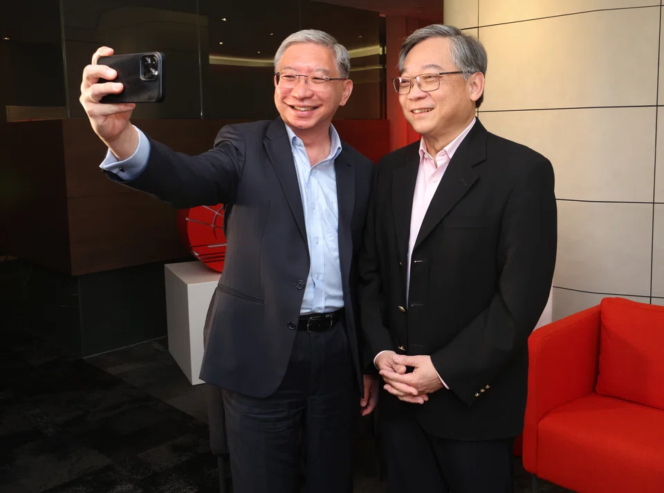 BT Sustainability Dialogue 2023: Linus Goh (left), head of global commercial banking, OCBC Bank; Gan Kim Yong, Minister for Trade and Industry.