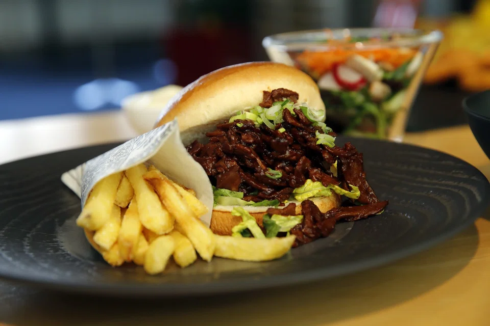 Plant protein makers that benefitted from a greater emphasis on health in the early stages of the pandemic have struggled as inflation pushes consumers to less expensive options.