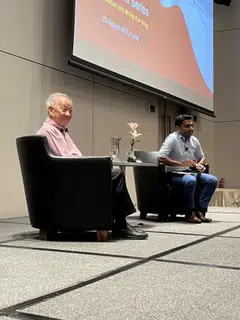 Presidential candidate Ng Kok Song speaking at the Meet Our Presidential Candidates series organised by the National University of Singapore Society.