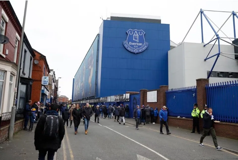 Everton’s losses for the three years prior to last season were £371.8 million.