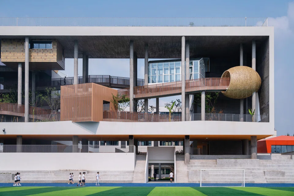Huizhen High School by Approach Design Studio - Zhejiang University of Technology Engineering Design Group.