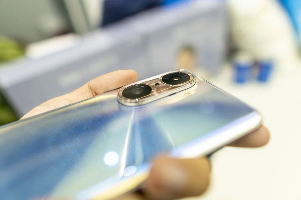 Chinese smartphone maker Honor Device is seeking to raise expansion capital ahead of an initial public offering (IPO) as early as this year. 