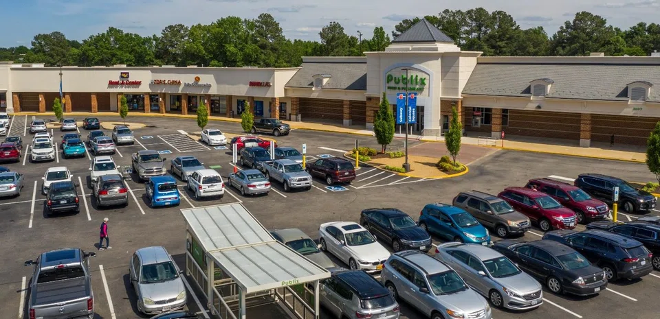 United Hampshire US Reit's portfolio currently comprises 21 grocery and necessity properties at two self-storage properties. 