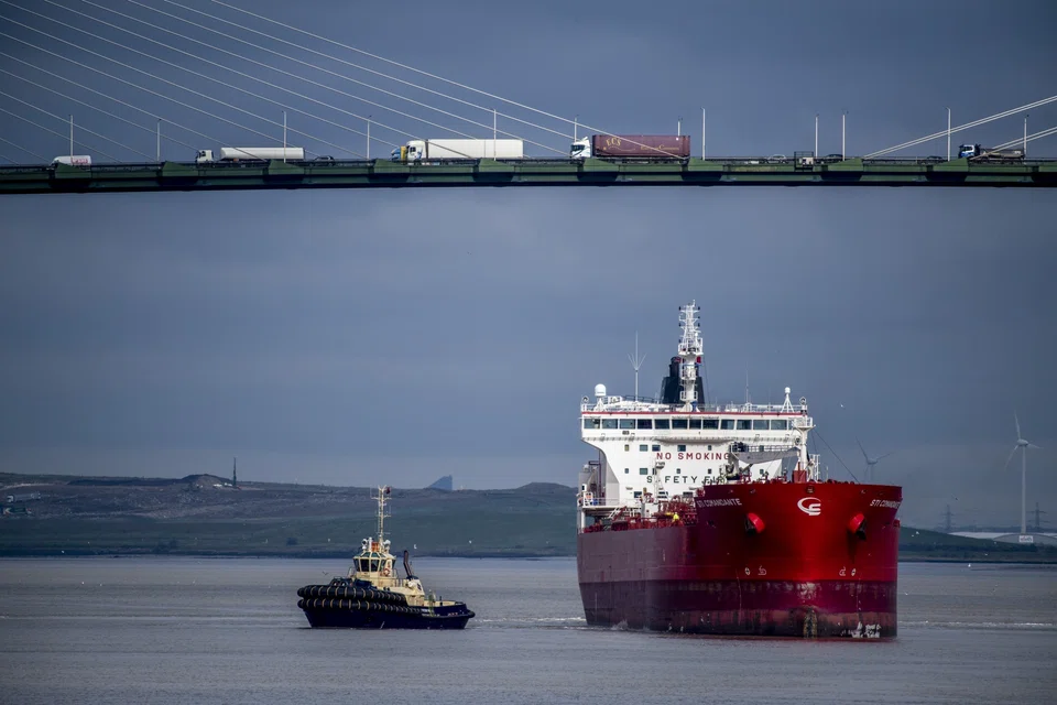 The sanctions are likely to see a great re-routing of global diesel flows – aided by Russia’s new crude buyers sending fuel back to Europe. In the short term, there is a risk of higher prices. 