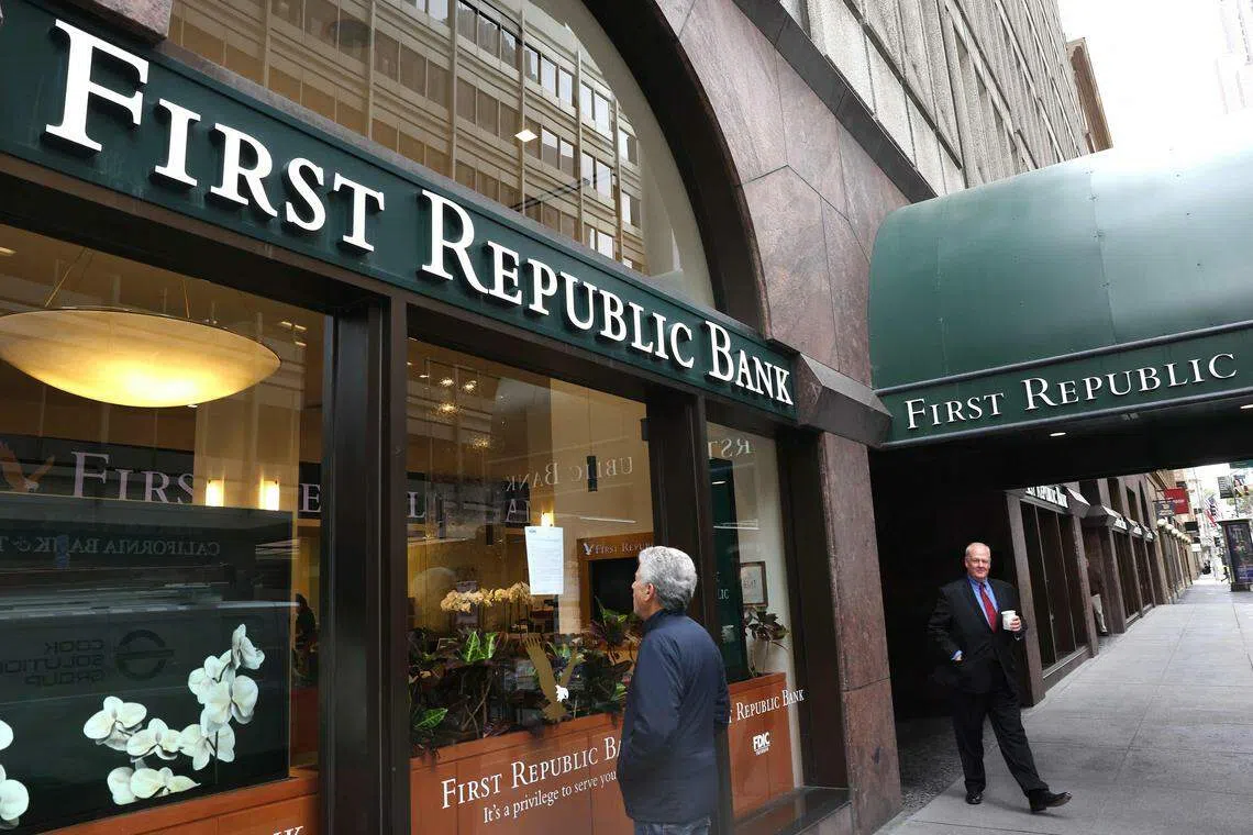First Republic Bank's incentive system helped drive up compensation for employees to an average of US$310,000 apiece last year, according to regulatory filings. 
The amount actually paid to individuals varied widely, depending on their roles, performance and the size of their client portfolios. 
