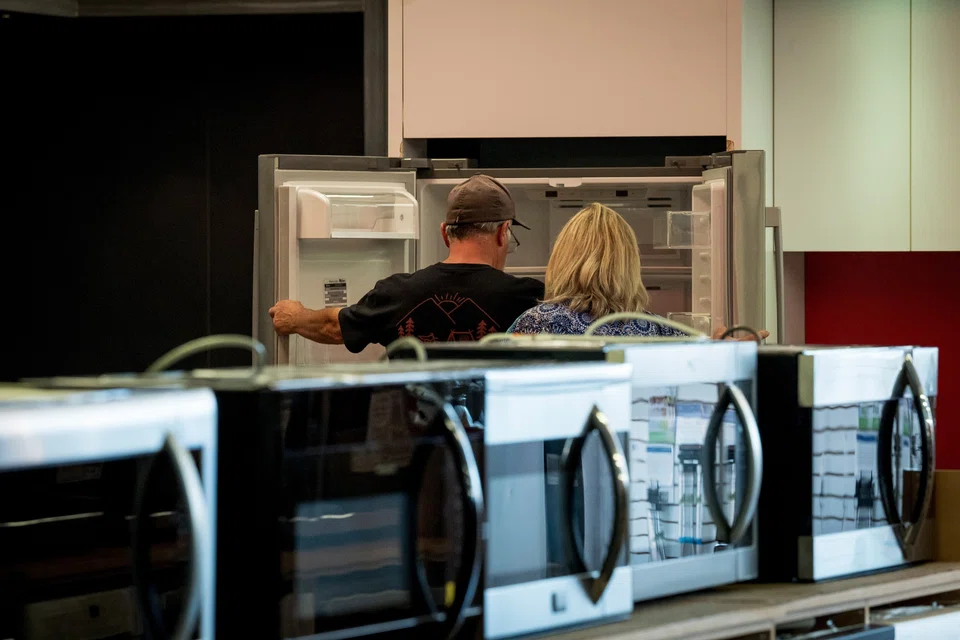 Bookings for US durable goods - items meant to last at least 3 years - increased 0.7 per cent in May after a revised 0.4 per cent advance a month earlier.