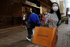 The world’s top luxury group LVMH last month flagged cooling demand for high-end apparel and accessories in the US as a post-pandemic surge loses steam.