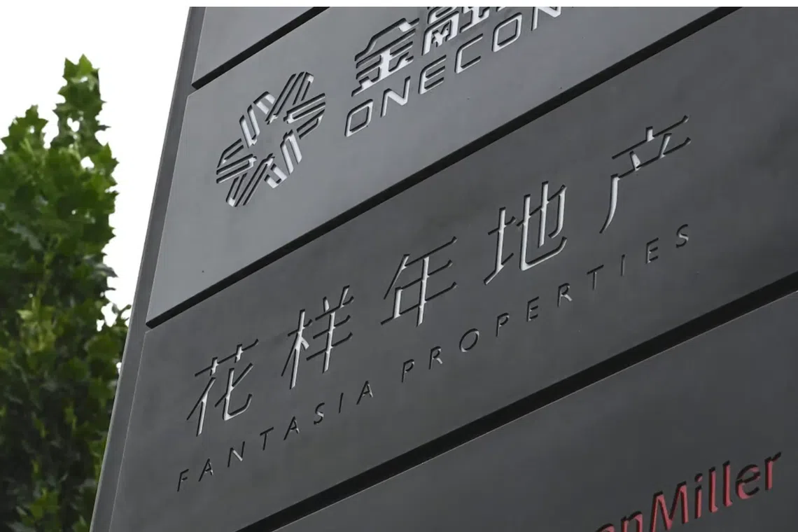 Blue Green Shuangcheng Technology Group will assist Fantasia with reorganisation plans for its onshore projects, negotiate with onshore creditors and accelerate asset sales. 