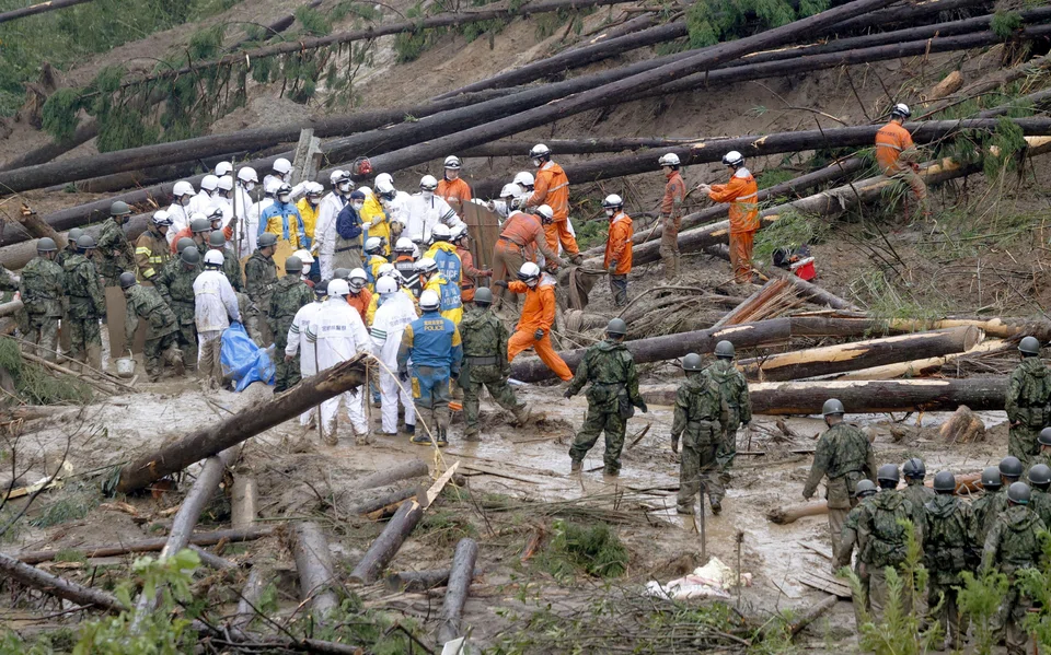 Nanmadol, Japan’s 14th typhoon of the season made landfall near Kagoshima city late on Sunday before battering the western island of Kyushu and then roaring onto the main island of Honshu on Monday morning.