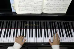 Schools in many districts have now been ordered to stay open longer so that students have somewhere to go because private tutoring schools have closed. 