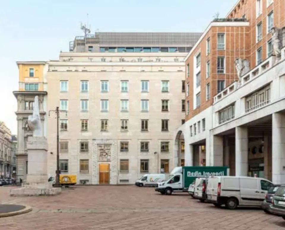 The portfolio valuation of Cromwell E-Reit, which excludes Piazza Affari 2 as it has been sold, has fallen a further 1.6 per cent to about 2.3 billion euros, for the half year ended June 2023.