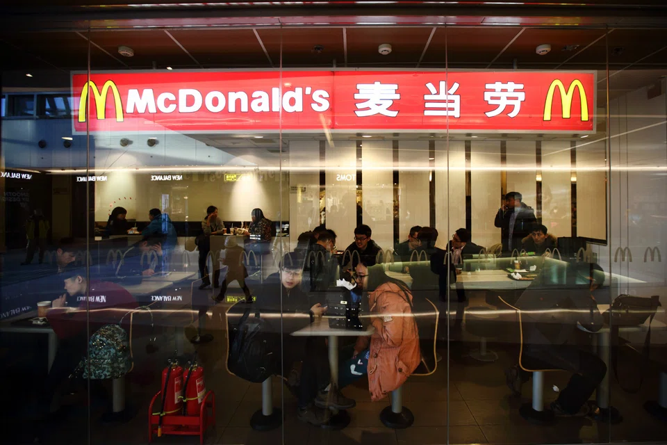 Firms including Mubadala Investment, Qatar Investment Authority (QIA) and China Investment Corp (CIC) are in talks to jointly invest in McDonald’s China operations as minority shareholders.
