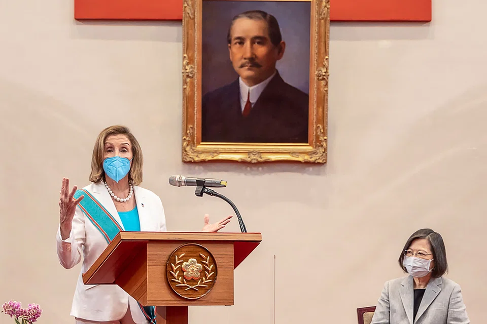 This handout photo taken and released by Taiwan's Presidential Office on August 3, 2022 shows US House Speaker Nancy Pelosi speaking, as Taiwan's President Tsai Ing-wen listens, in the Presidential Office in Taipei. 
