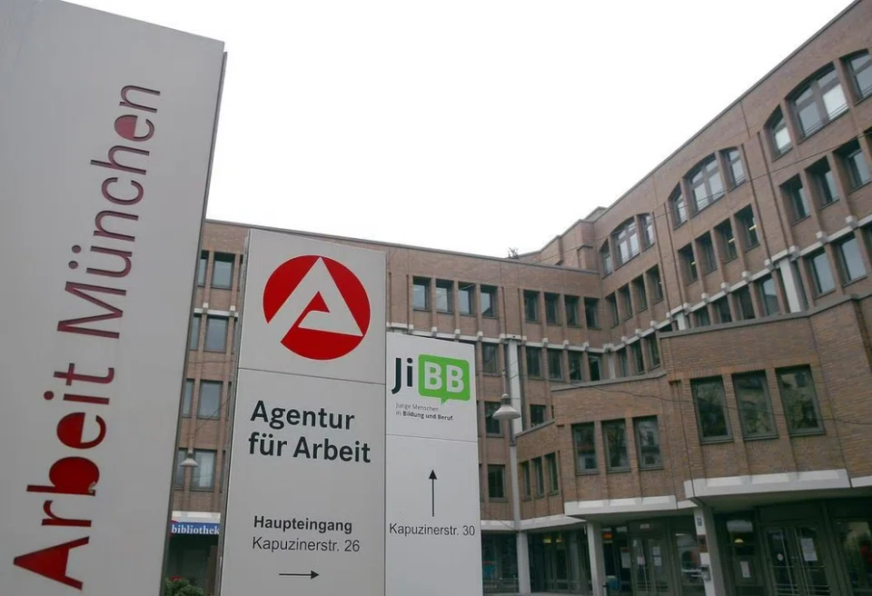 The Federal Labour Office said the number of people out of work increased by 24,000 in seasonally adjusted terms to 2.567 million. Analysts polled by Reuters had expected that figure to rise by 10,000.