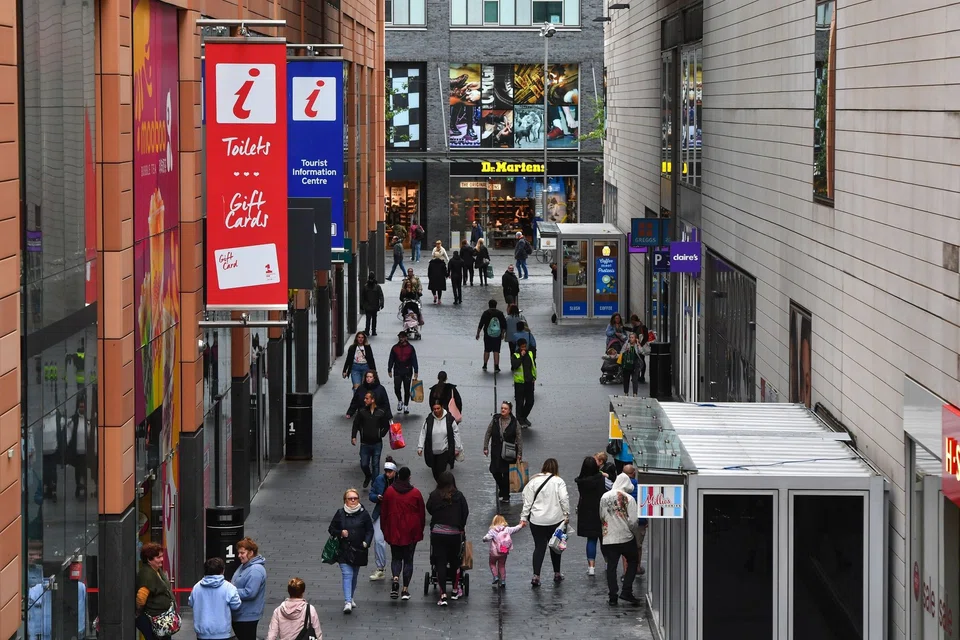 With the UK economy in recession and inflation running at four-decade highs, things may be set to get worse for UK retailers. 