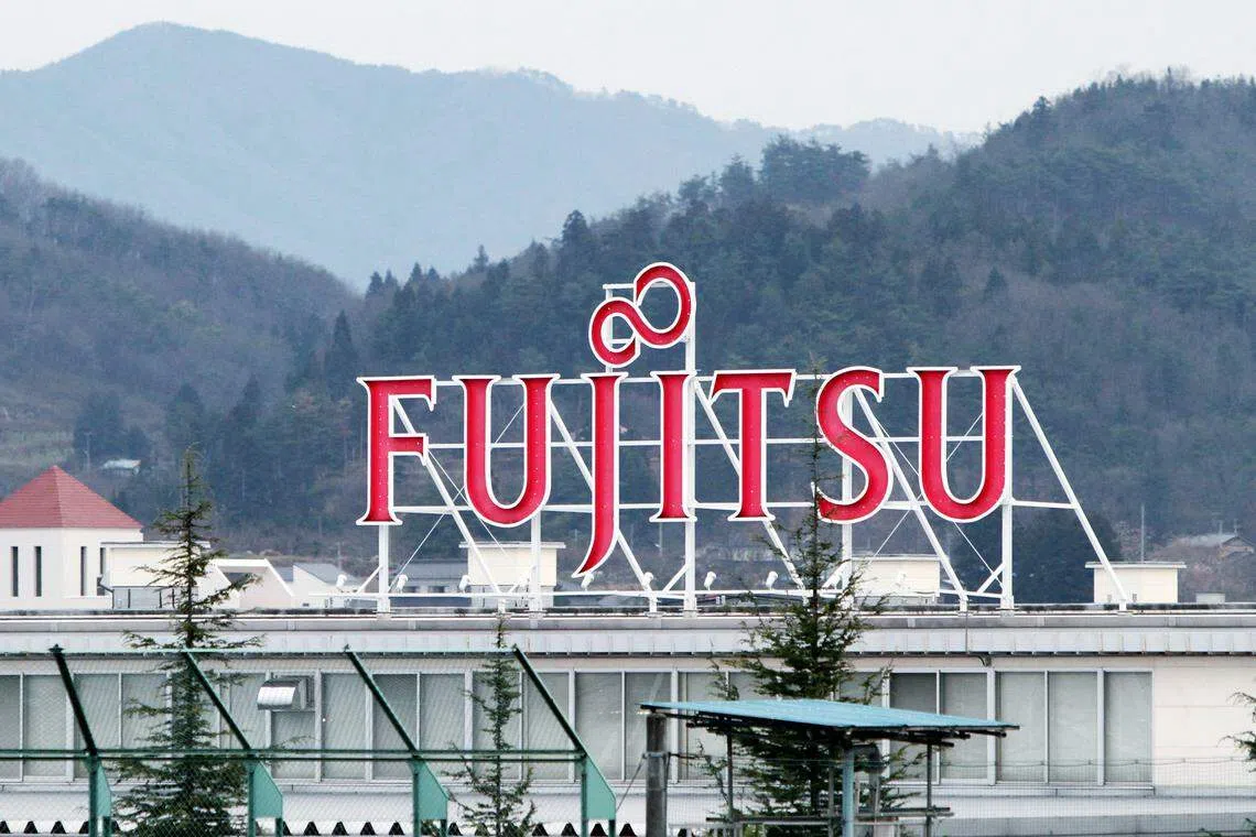 Fujitsu has held talks with potential buyers including Bain Capital and KKR  for the sale of its 44 per cent stake in air-conditioning business.