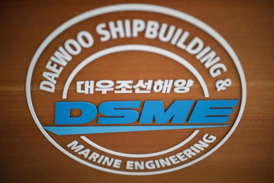Daewoo Shipbuilding reported a 577 billion won operating loss in the first half of 2022, extending an operating loss of 1.7 trillion won in 2021, according to a company filing.