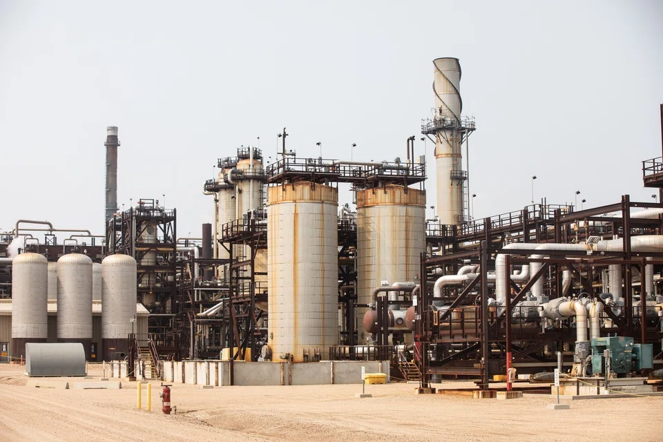 The Shell Quest Carbon Capture and Storage facility near Edmonton, Alberta, Canada. The current level of annual CO2 capture worldwide represents only 0.1% of the total annual energy-sector emissions.