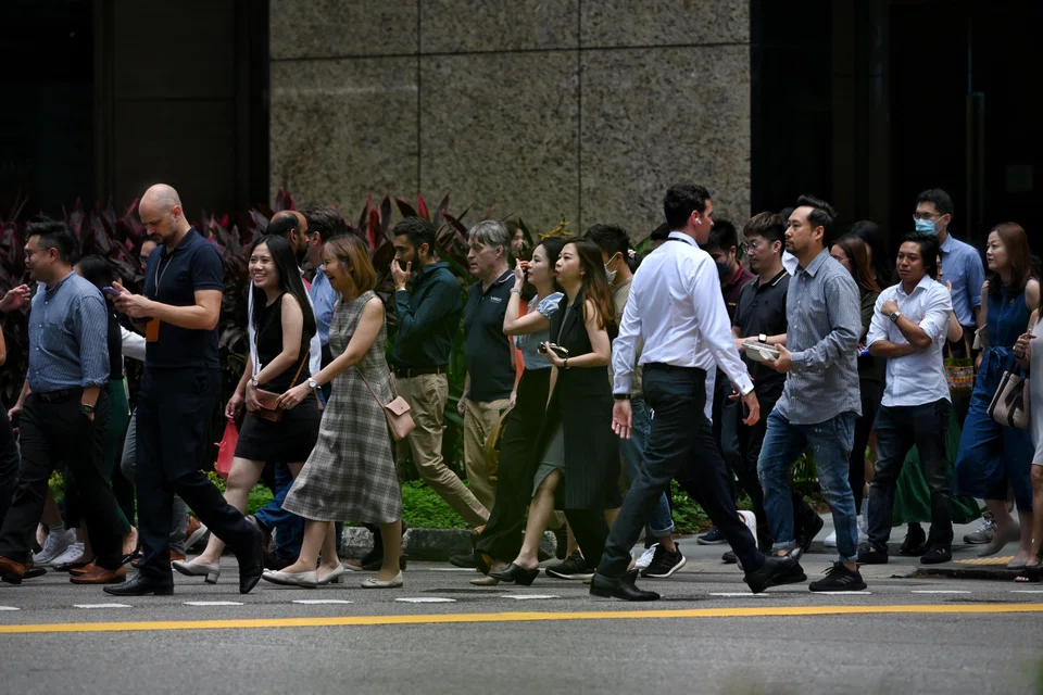 Retrenchments fell in Q4 from the previous quarter, MOM says.