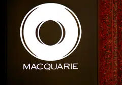 Macquarie owns more than a 26 per cent stake in Cadent and is in early talks to sell a 5 per cent stake.