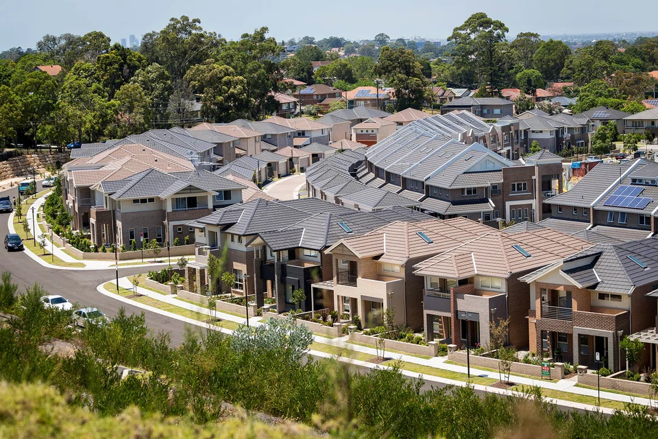 The data reinforces a picture of strong housing demand and limited property listings.