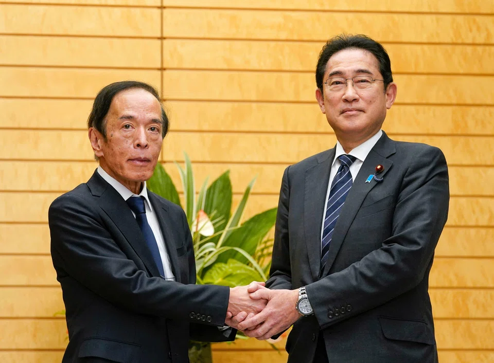 New BOJ governor Kazuo Ueda (left, with Prime Minister Fumio Kishida at the PM's office) says: “As a result of appropriate policy from both the BOJ and the government, we’re now in a situation where we’re not in a state of deflation."