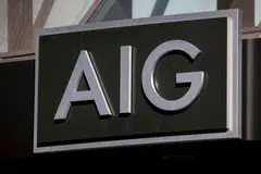 Insurer American International Group reported a nearly 17 per cent rise in quarterly profit on Tuesday that topped market estimates, as strong underwriting gains and lower catastrophe losses cushioned a drop in investment income.