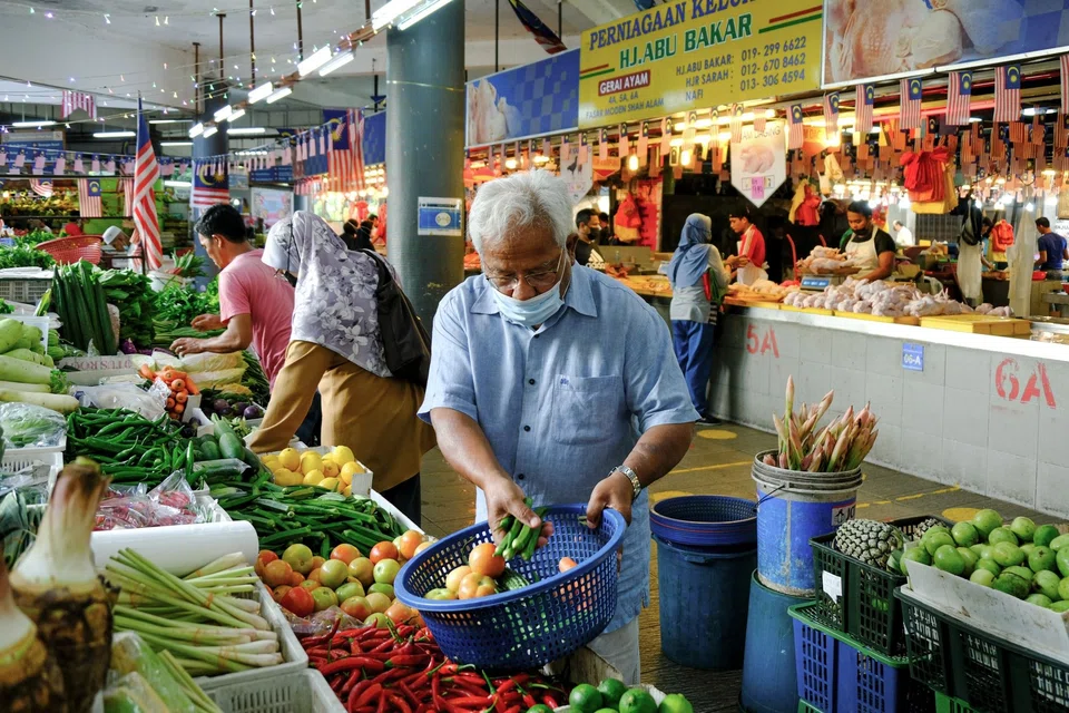 The price increases of food and non-alcoholic beverages remained the main contributor to Malaysia's inflation in November.