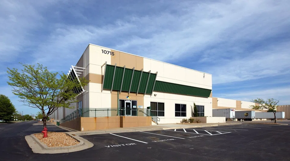 The real estate investment trust (Reit) on Tuesday proposed to acquire 7 logistic properties in Chicago, Illinois, United States for S$133.2 million.