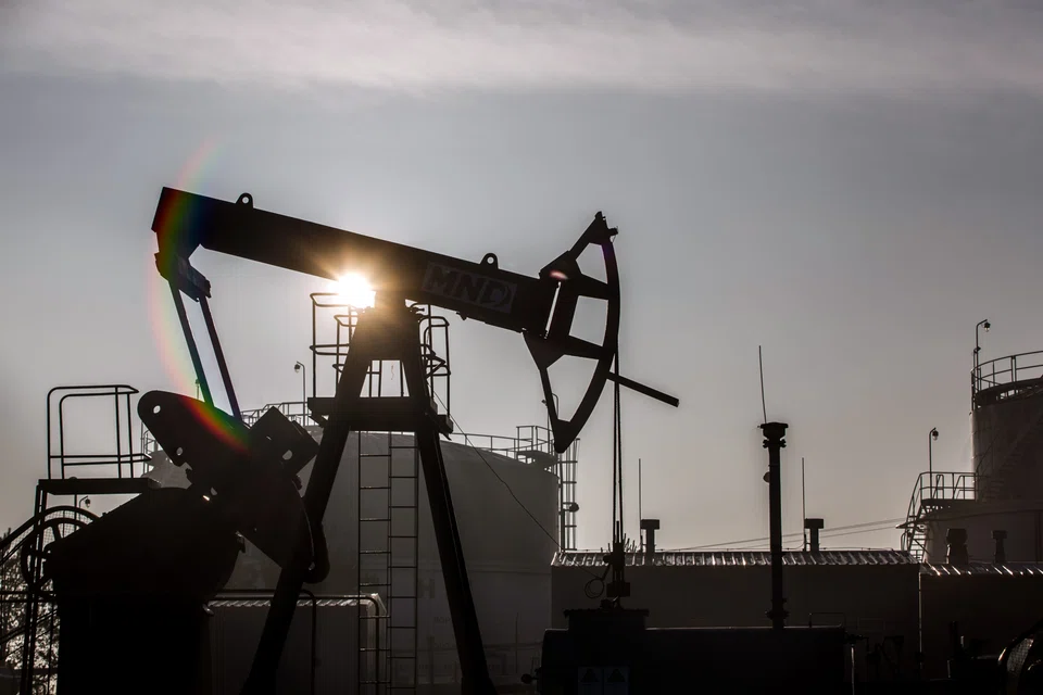 Brent crude futures for November, which expire on Friday, fell 53 cents, or 0.6 per cent, to US$87.96 a barrel. 