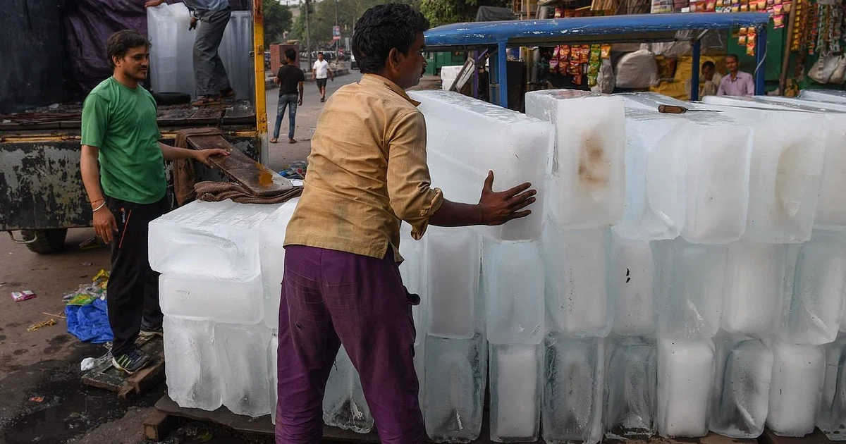 Keeping Delhi cool, one ice block at a time - The Business Times