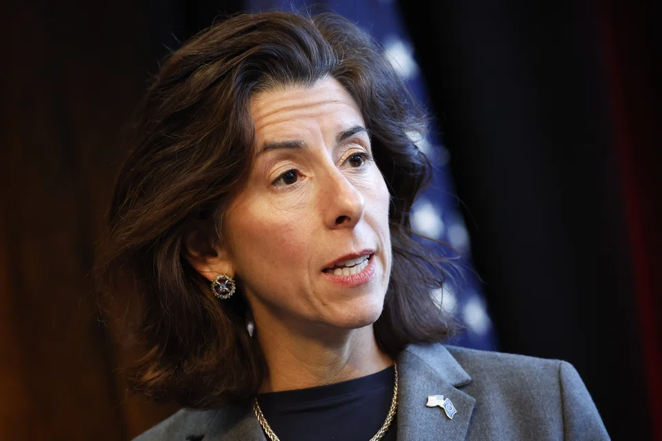 Commerce Secretary Gina Raimondo is under increasing pressure to act from Republicans who say that the SMIC chip demonstrates a clear violation of US sanctions against Huawei.